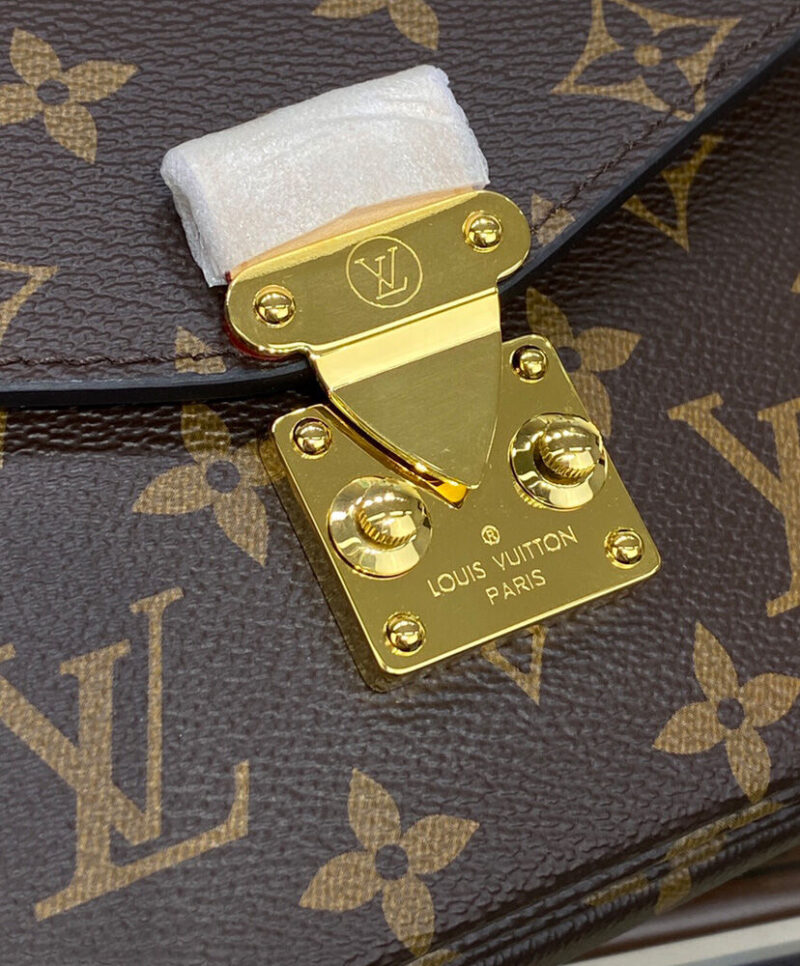 Louis Vuitton Pochette Metis East West M46279 Brown